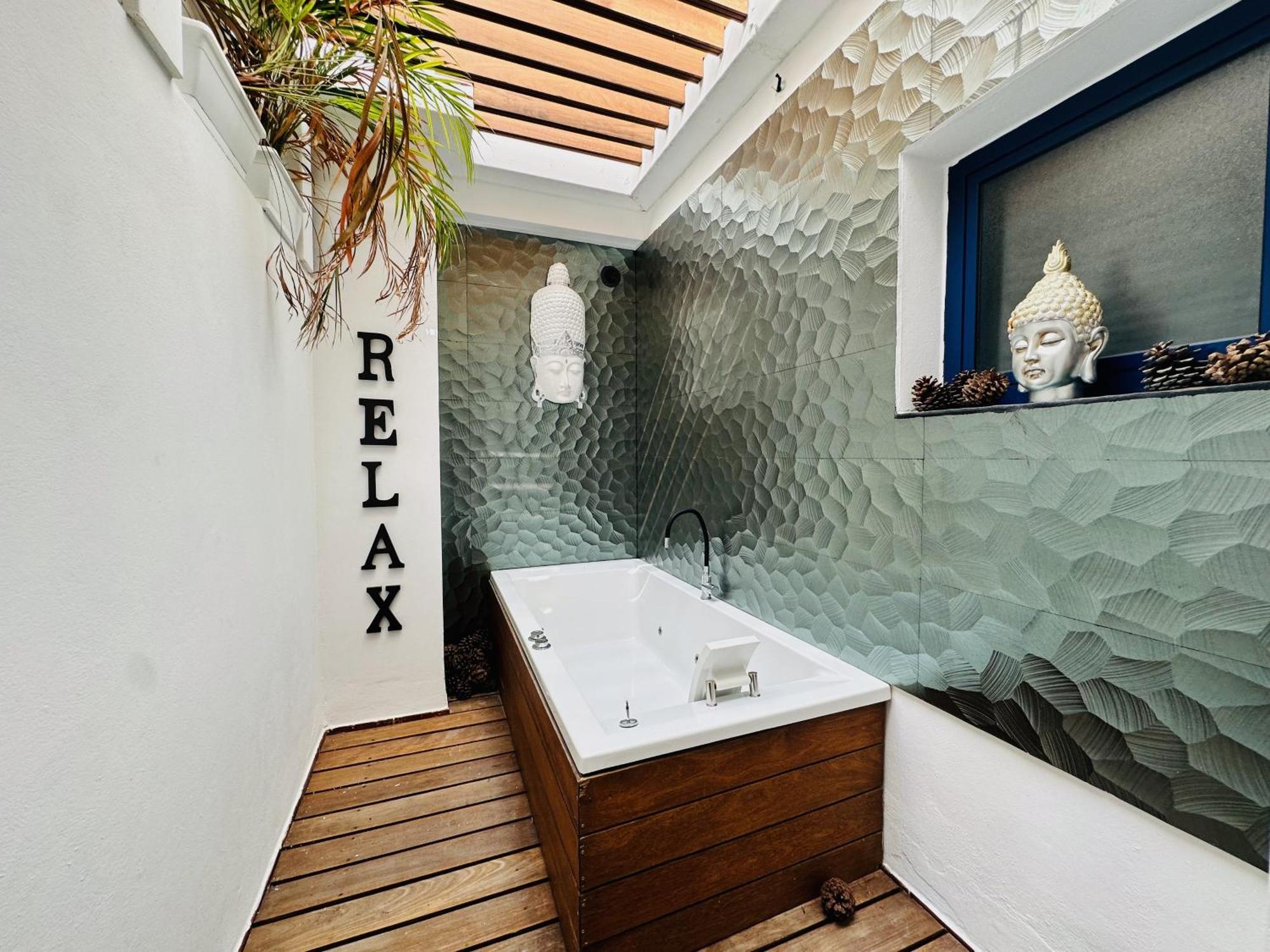 Pambnb - Chic Beachside Apartment Playa San Juan Dış mekan fotoğraf